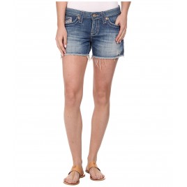 Remy Short in Riviera